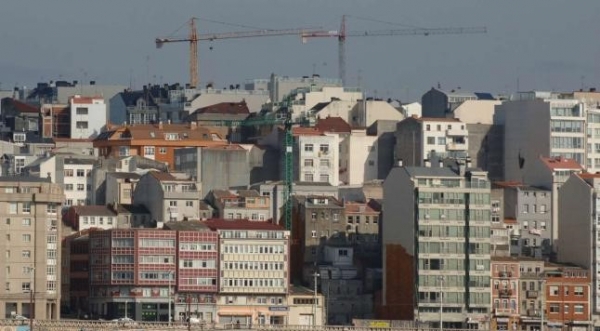 O vendedor de dous pisos ao Concello da Coruña síntese acosado polo PP e desprotexido por todos os grupos municipais