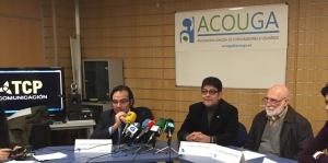 Rolda de prensa de Acouga pola demanda colectiva de cláusulas de chan